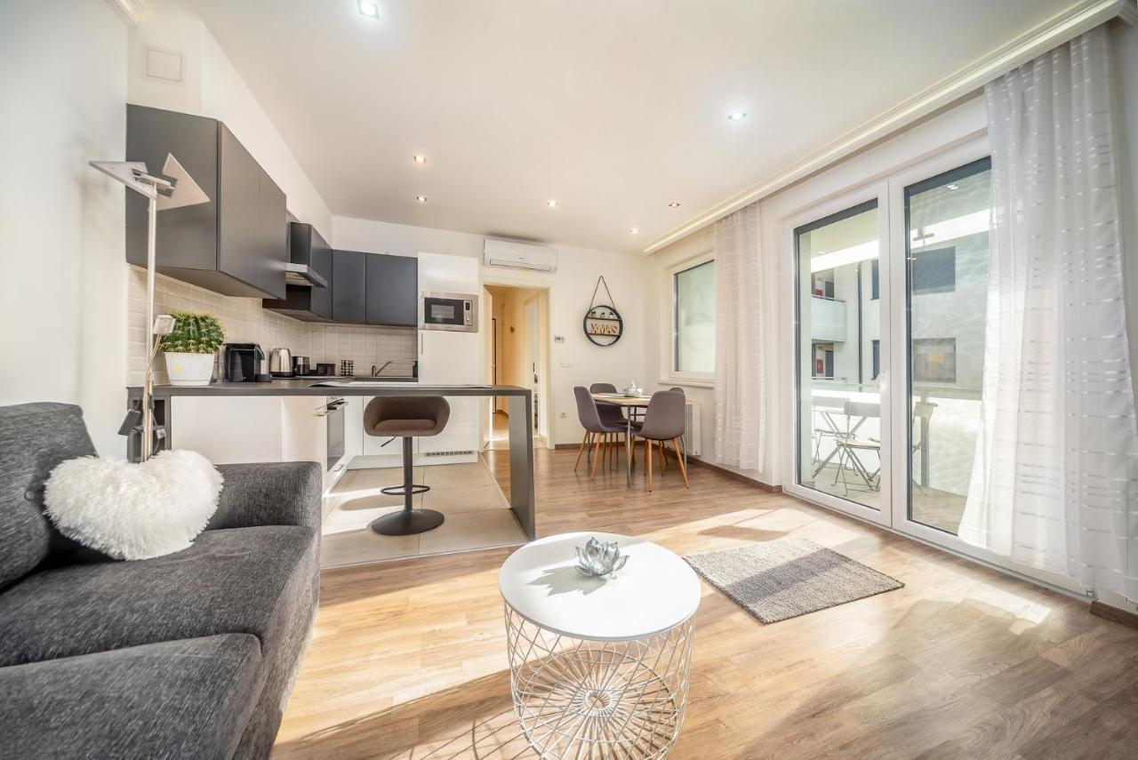 Grace Pine Apartment 3 Βουδαπέστη Εξωτερικό φωτογραφία