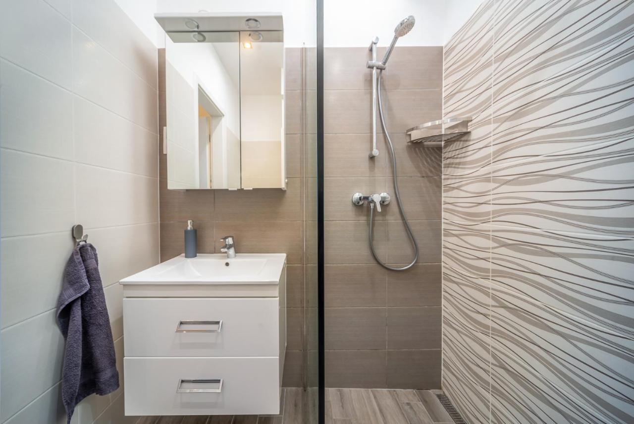 Grace Pine Apartment 3 Βουδαπέστη Εξωτερικό φωτογραφία