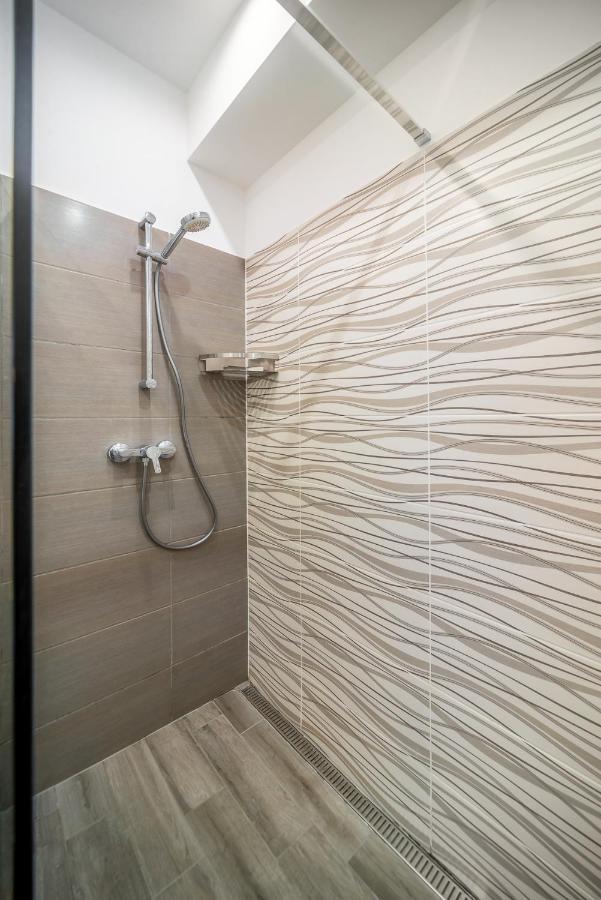 Grace Pine Apartment 3 Βουδαπέστη Εξωτερικό φωτογραφία